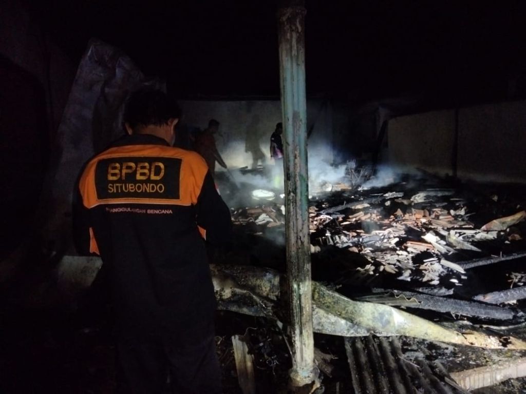 Rumah Milik Ustazah di Situbondo Terbakar saat Ditinggal Umroh