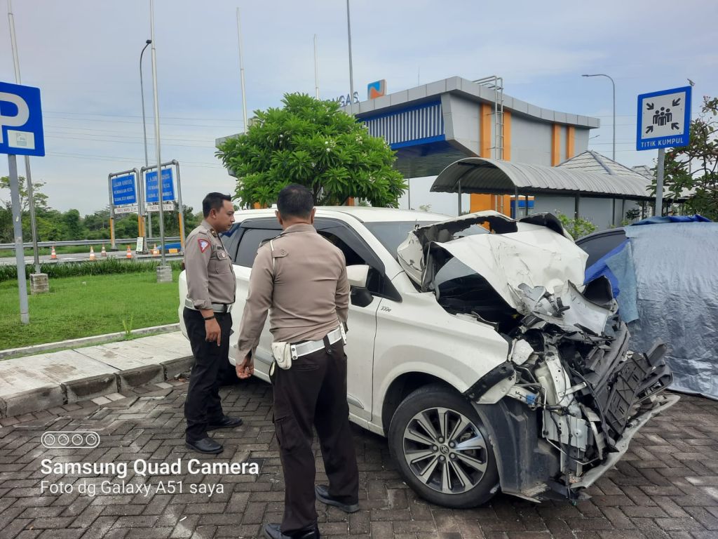 Ini Kronologi Kecelakaan di Tol Paspro Yang Tewaskan Pelatih Persewangi