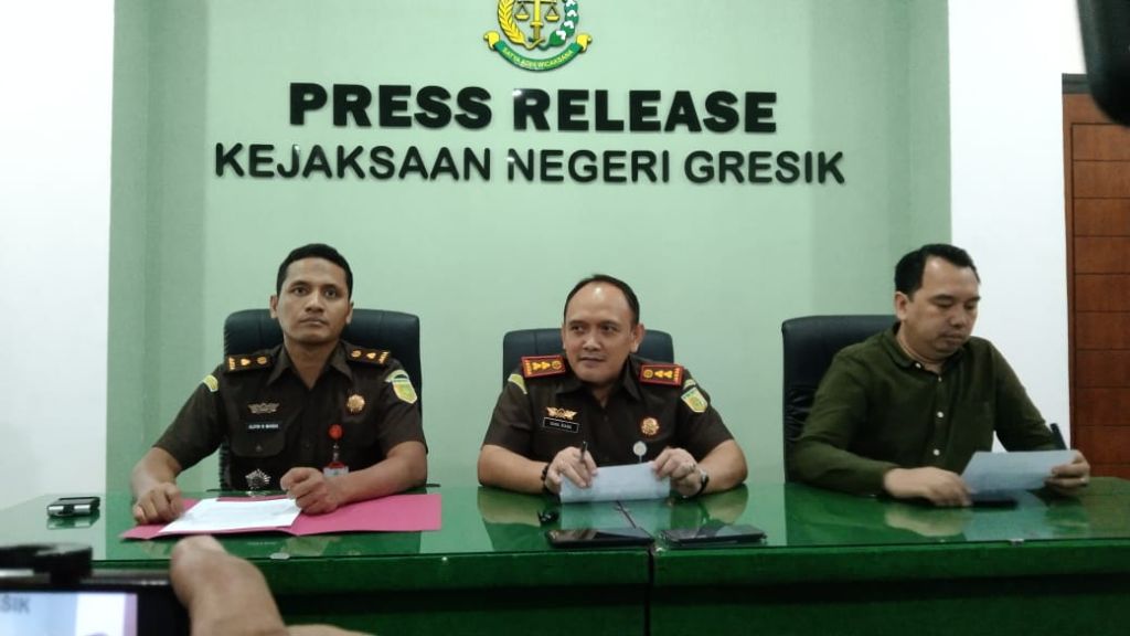 Eks Kepala Diskoperindag Gresik Mahalatul Fardah Resmi Ditahan Kejari