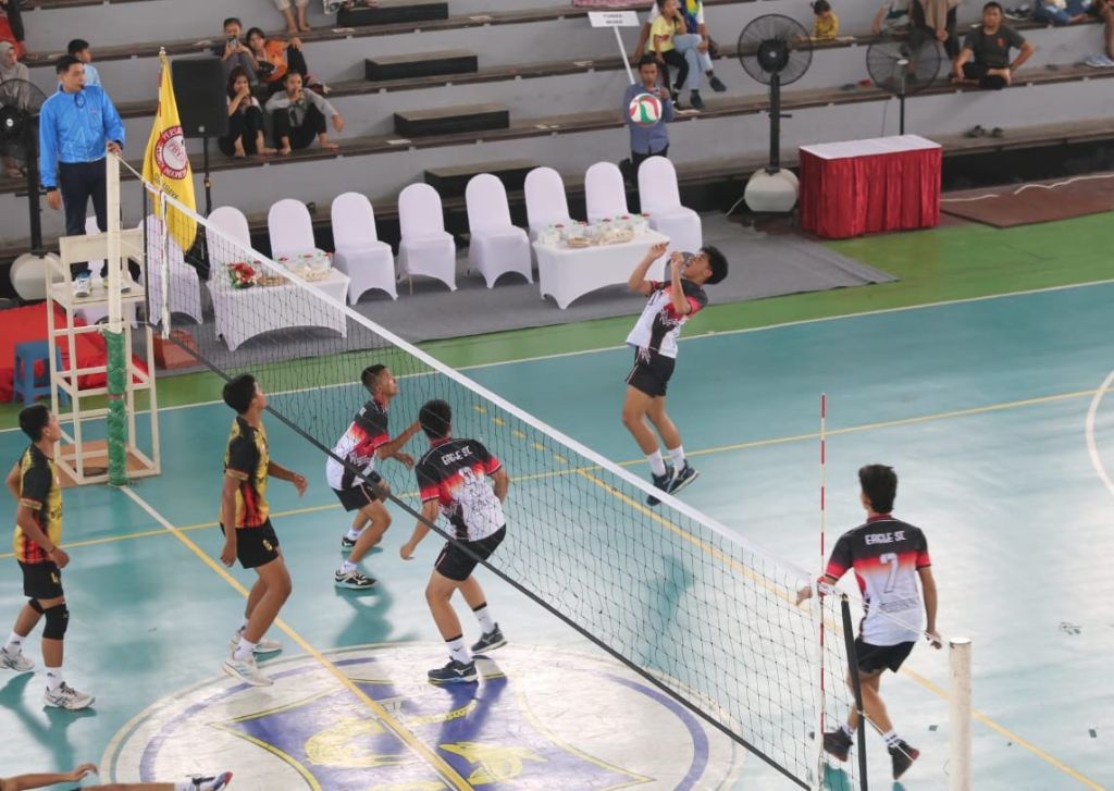 Mengintip Kejuaraan Voli Piala Wali Kota Surabaya dan Balap Motor di Sirkuit GBT