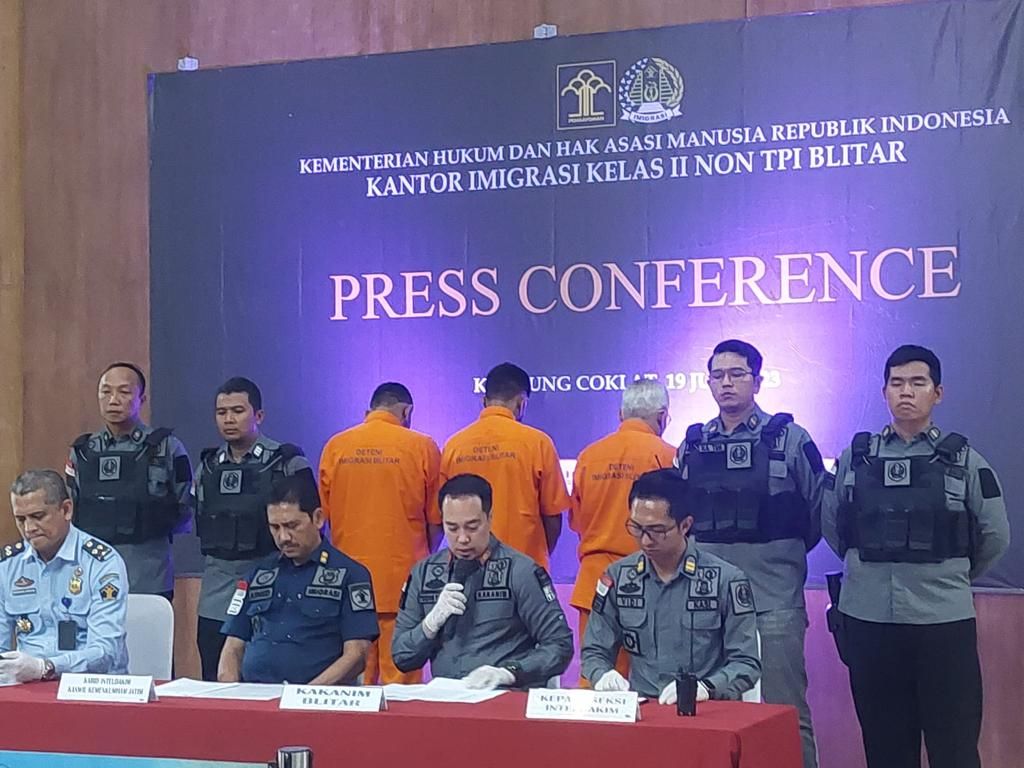 Diduga Langgar Aturan Keimigrasian, Dosen di Tulungagung Dideportasi