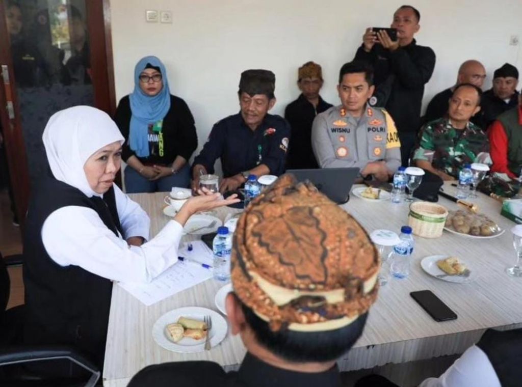 Temukan Titik Api di Bromo, Gubernur Khofifah; Pemadaman Akan Pakai Helikopter Puma