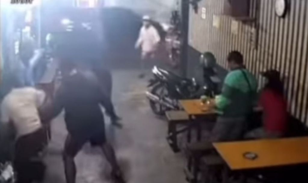 Hendak Cari Makan, Motor Pemuda Surabaya Dirampas Komplotan Perampok Jalanan