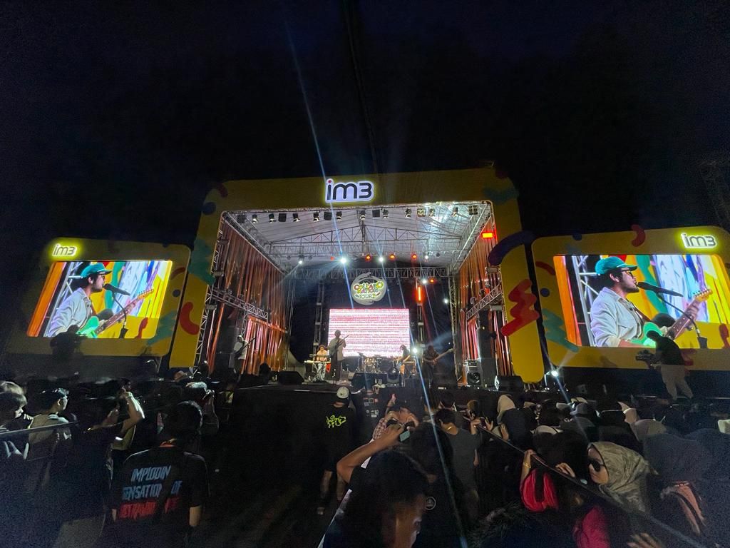 Mengintip Cara IM3 Rangkul Generasi Muda Pamekasan Lewat Konser Musik