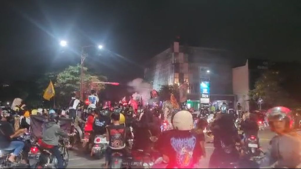Belasan Motor Oknum Pesilat Peserta Konvoi di Surabaya Ditindak Polisi