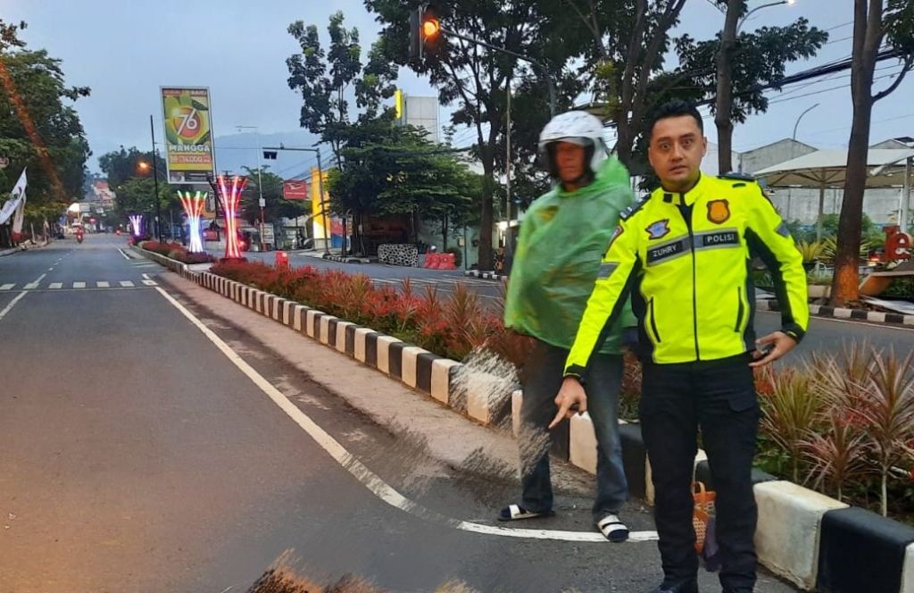 Belanja Ke Pasar Induk, Nenek Kota Batu Tewas Tertabrak Pemotor