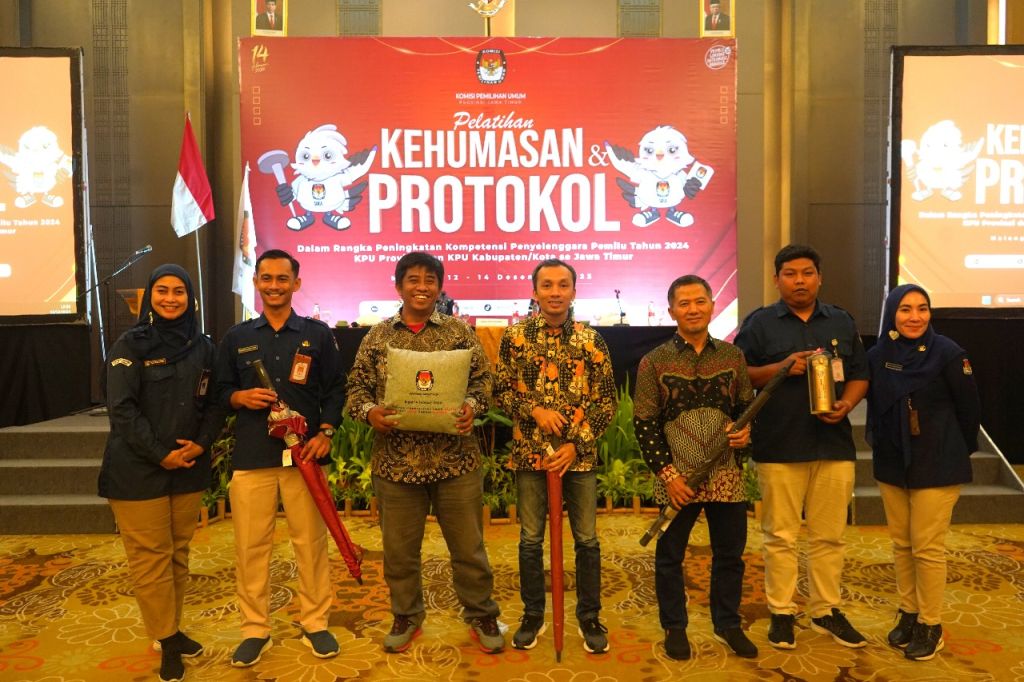 KPU Se-Jatim Dilatih Kehumasan dan Protokoler