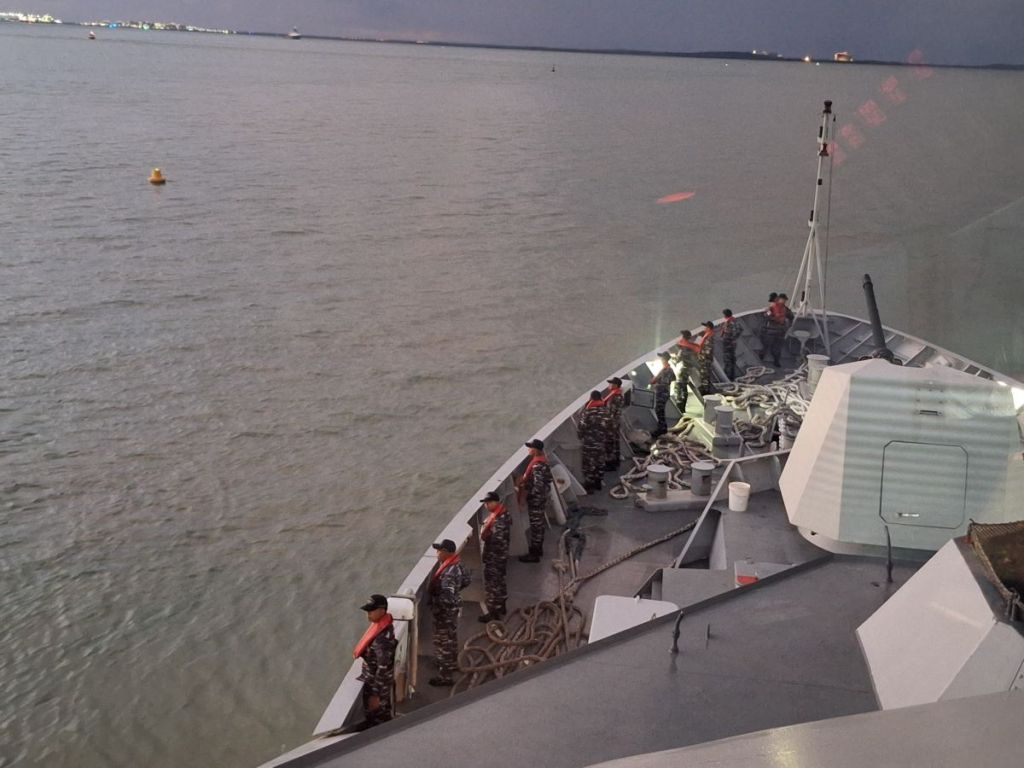 KRI I Gusti Ngurah Rai-332 Berlayar Kembali ke Tanah Air