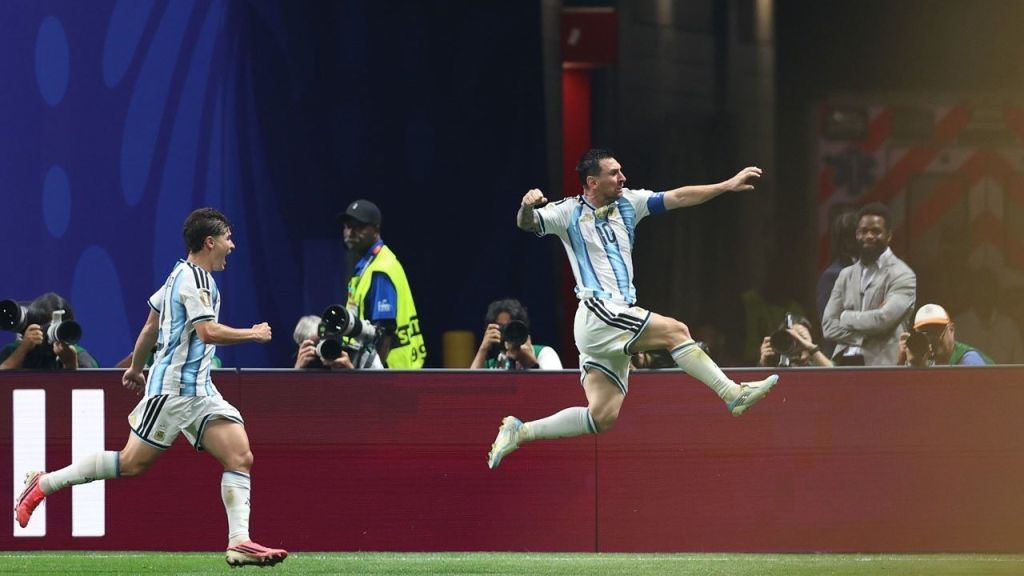 Messi Bangkitkan Argentina! Tertinggal 0-2, La Albiceleste Hajar Mesir 3-2 dan Lolos ke Perempat Final Piala Dunia 2026