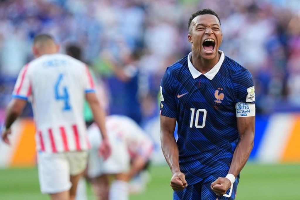 Prancis Lolos ke Perempat Final, Mbappe Kritik Taktik Negatif Paraguay
