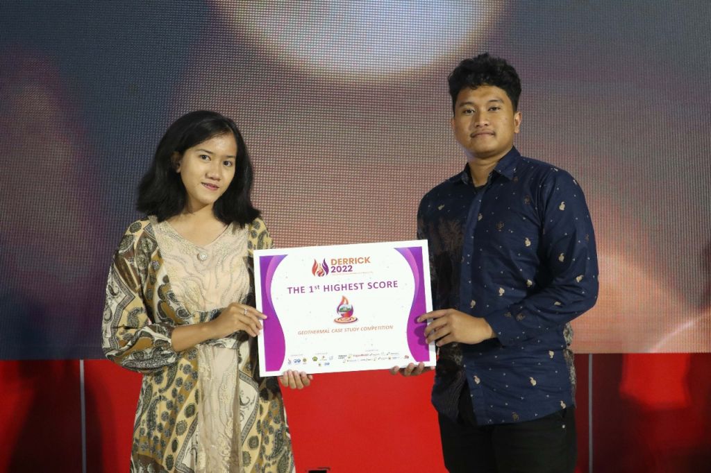 Ester Calon Wisudawan Termuda dari Departemen Teknik Geofisika ITS