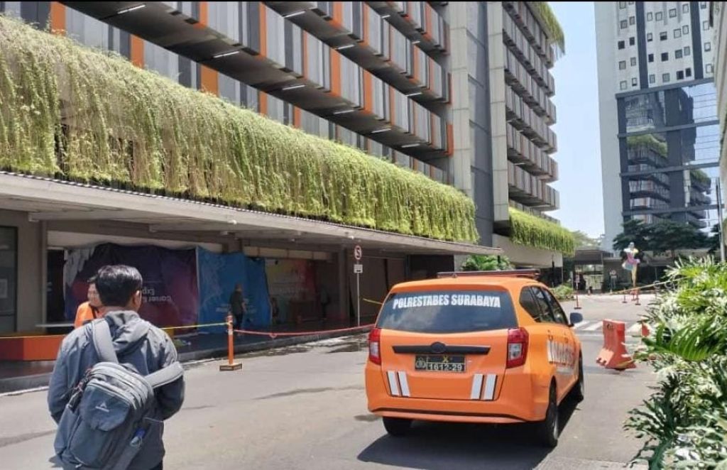 Mahasiswi UC Surabaya Tewas Loncat dari Lantai 22 Kampusnya, Polisi: Diputus Pacar