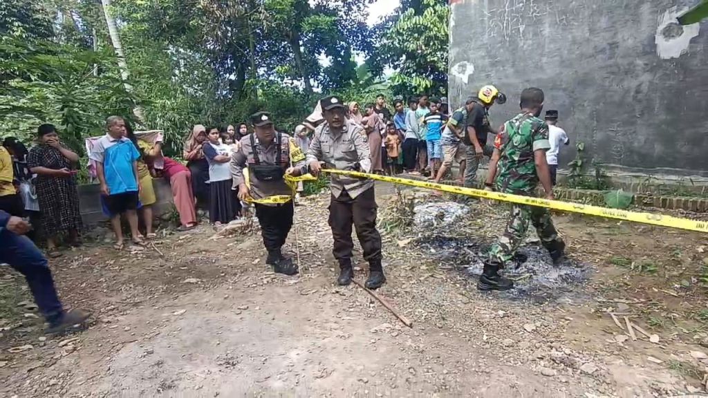 Geger Mayat Bayi Dekat Permakaman Keluarga di Patrang Jember