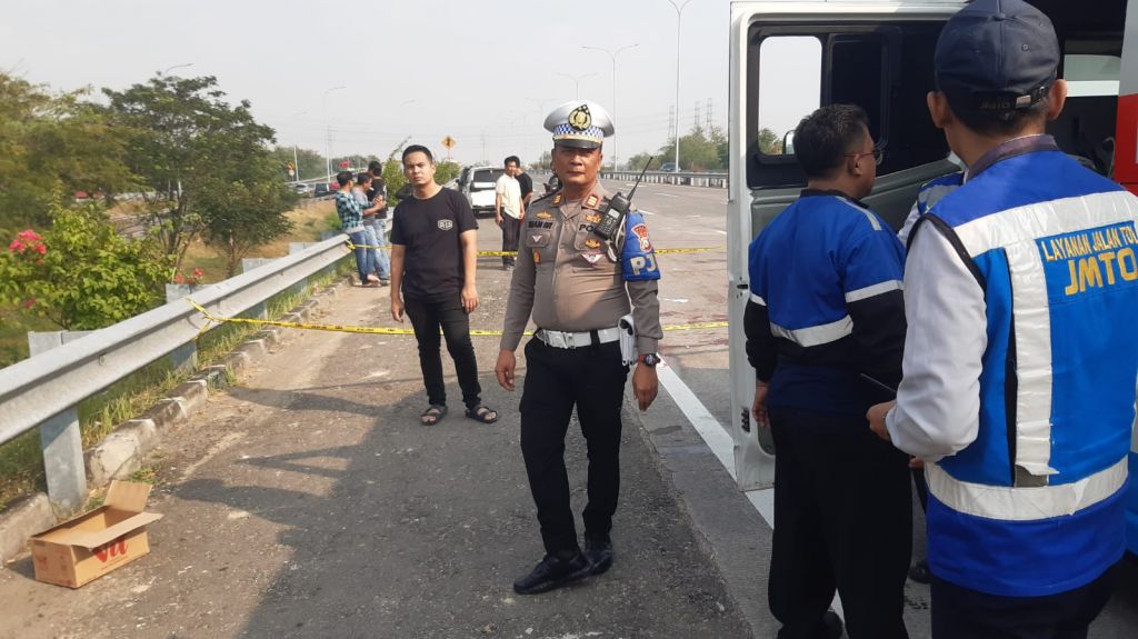 Identitas Mayat Pria Berlumuran Darah di Tol Sumo Terungkap