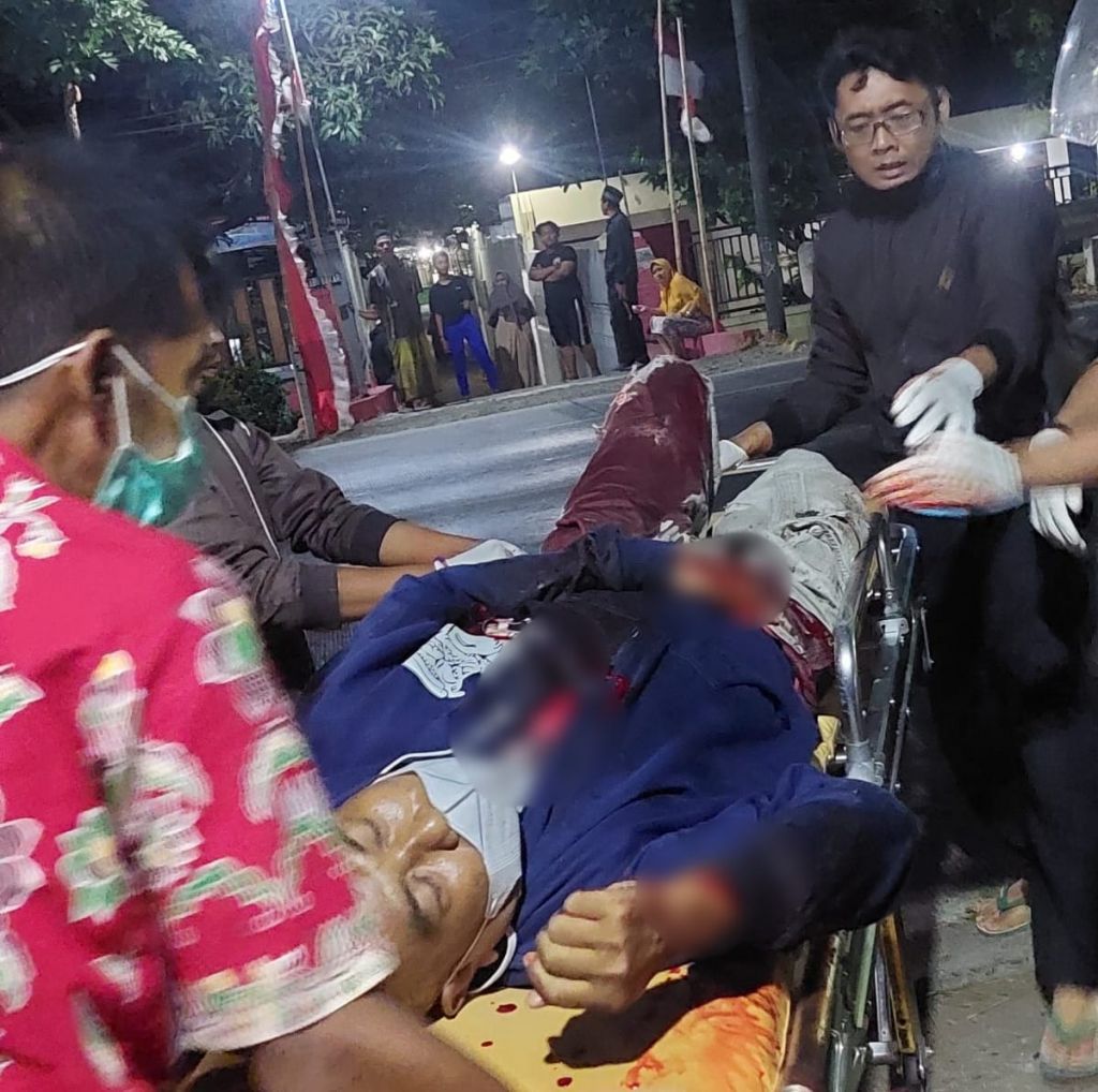 Driver Ojek Probolinggo Dibacok Komplotan Begal, Motor Amblas