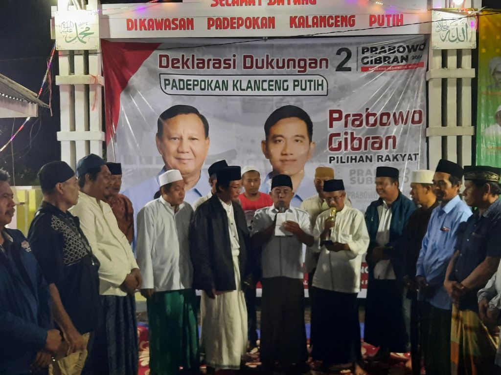 Padepokan Klanceng Putih Situbondo Terjunkan Pasukan Siluman Menangkan Prabowo-Gibran
