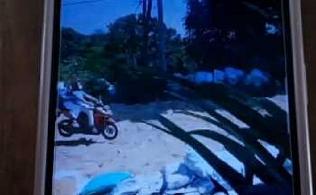 Motornya Sempat Terbang Gegara Rem Blong di Gotekan Mojokerto, Pasutri Terluka