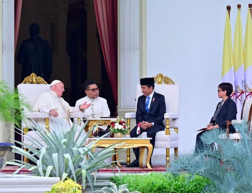 Seruan Perdamaian dan Persatuan Dunia di Balik Pertemuan Paus Fransiskus dan Jokowi