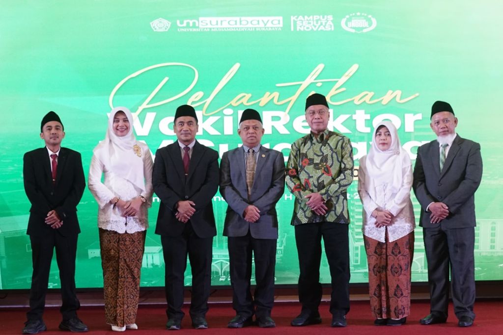 Rektor UM Surabaya Lantik 4 Warek Baru, Tergetkan Tranformasi Berkelanjutan