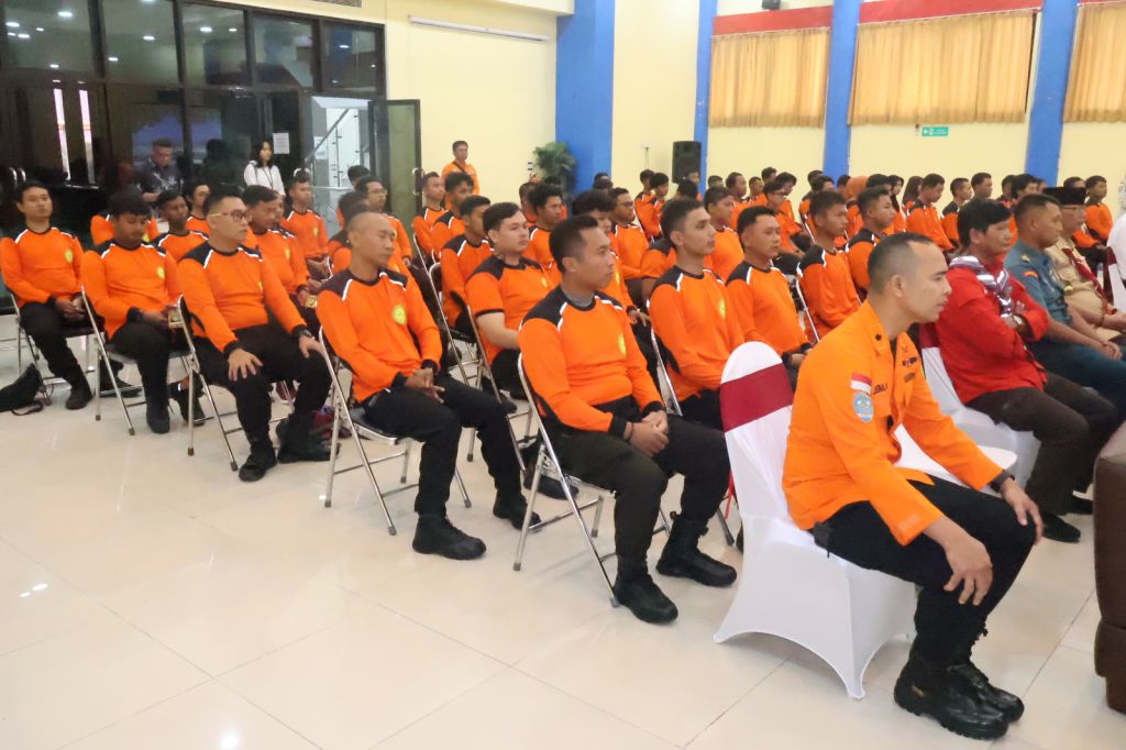 Basarnas Surabaya Gembleng 100 Orang dalam Petalihan HART