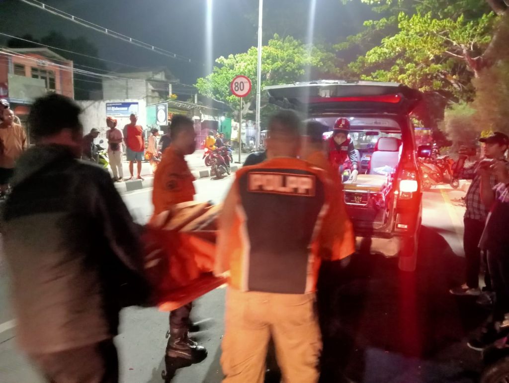 Pemotor Mabuk di Surabaya Tewas Tabrak Truk