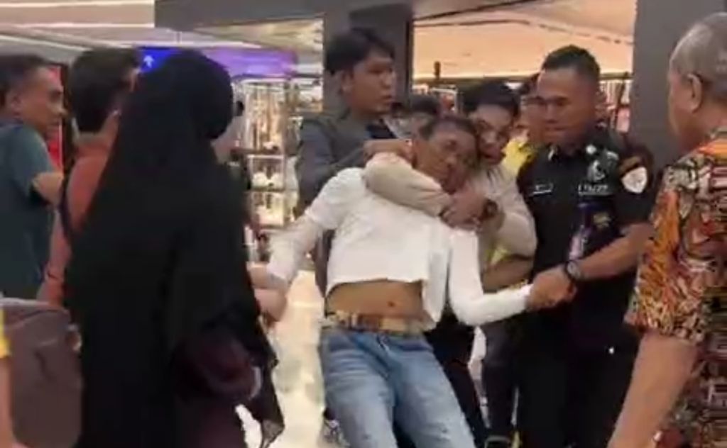 Jejak Kejahatan Pencuri Dompet di Tunjungan Plaza Surabaya yang Terima Hadiah Bogem