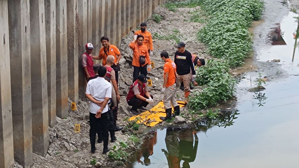 2 Kerangka Manusia Ditemukan di Rumah Pompa Surabaya, Korban Pembunuhan?