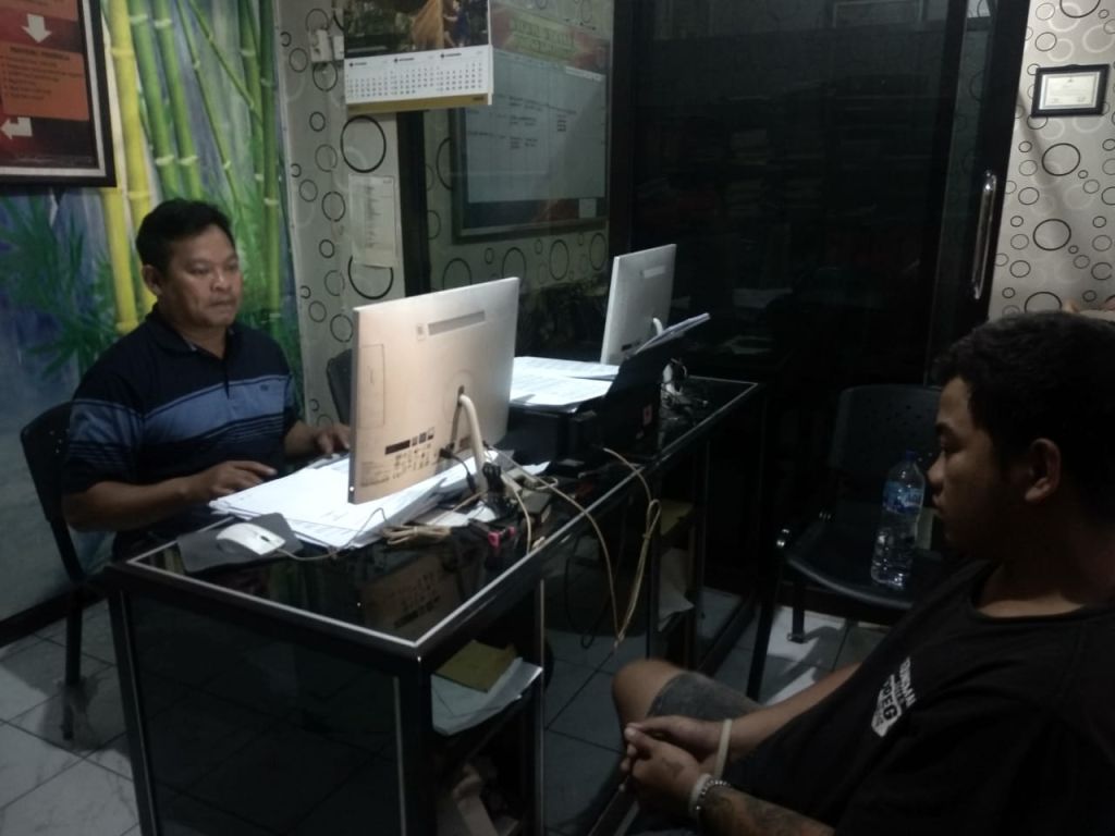 Satu dari Lima Pengeroyok Petugas PLN di Mojokerto Ternyata Preman Pasar