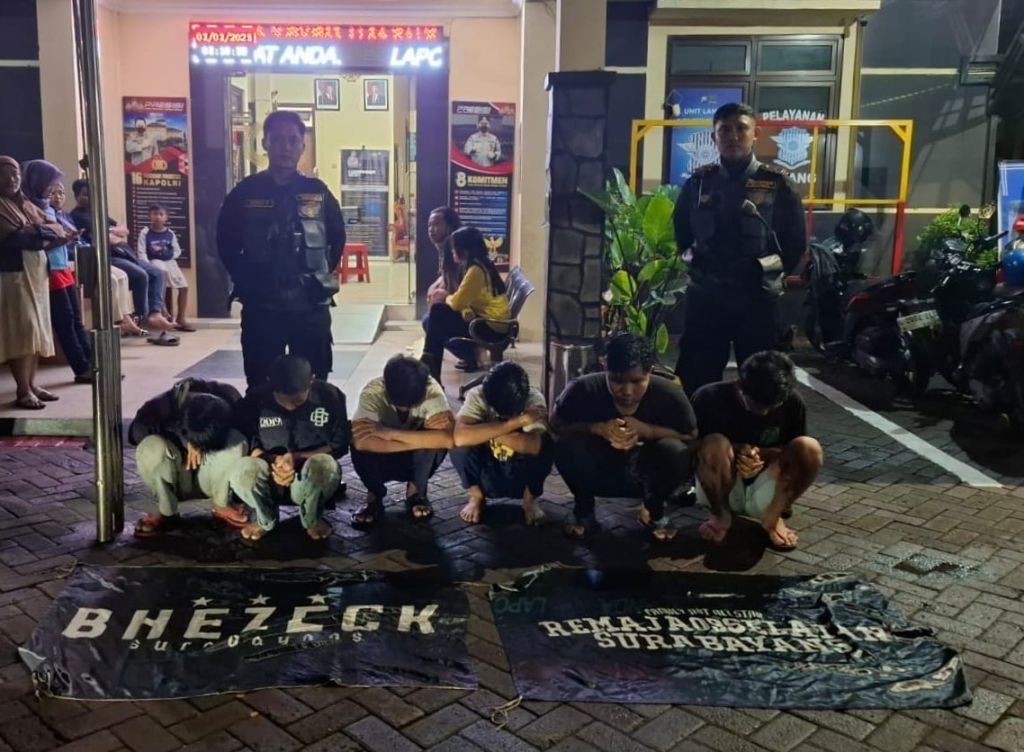 Tawuran Gangster dan Perang Sarung Masih Warnai Malam Surabaya
