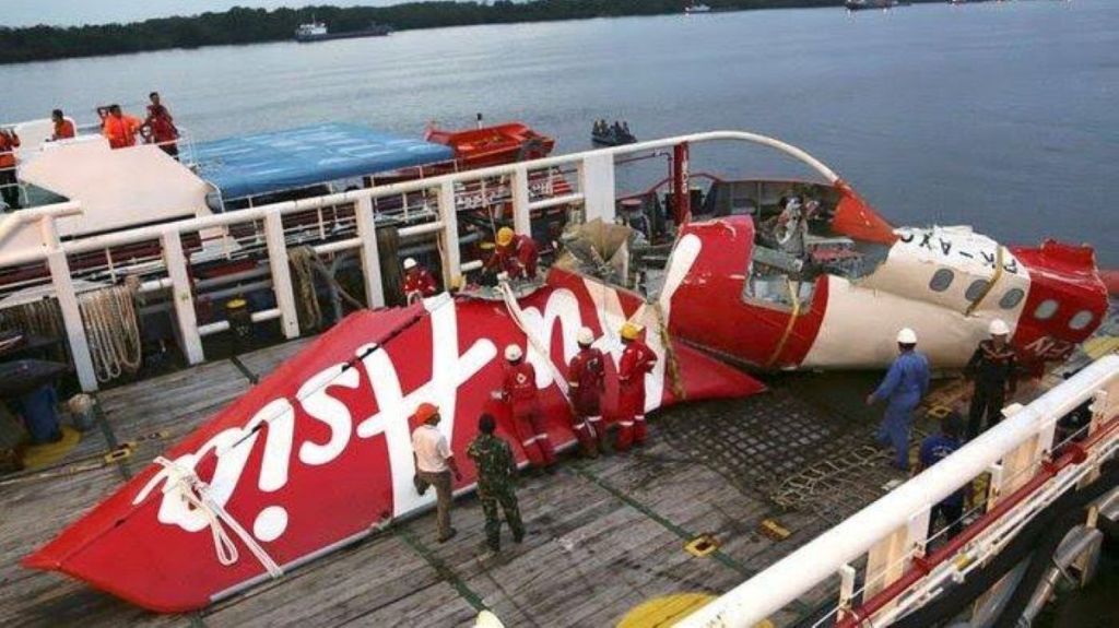 28 Desember 10 Tahun Lalu Pesawat AirAsia QZ8501 Jatuh di Selat Karimata