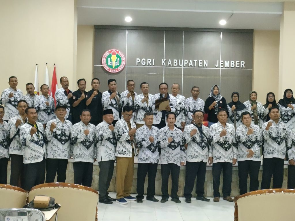 PGRI Jember Tolak SK Pembekuan Organisasi oleh Pengurus Besar
