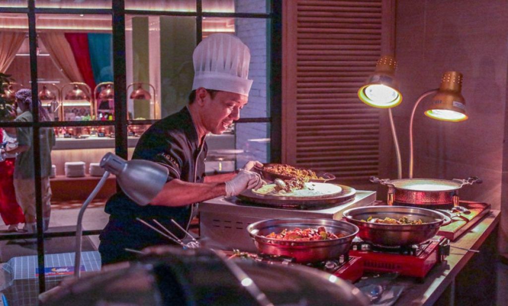 Mercure Jakarta Sabang Perkenalkan Iftar “Lantern in The Desert”: