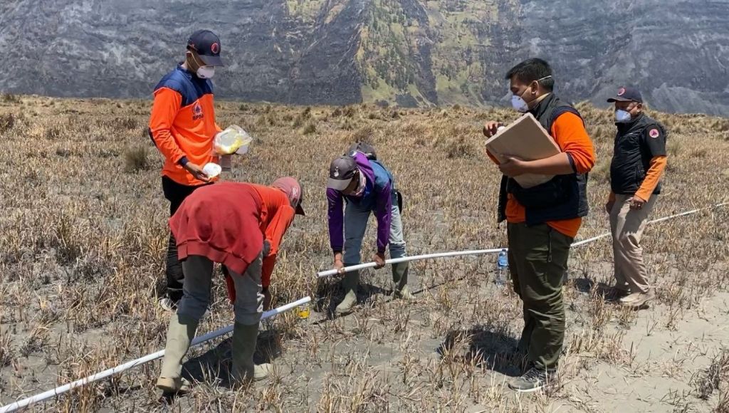 Warga Empat Desa Terdampak Karhutla Gunung Bromo Terlepas dari Krisis Air Bersih