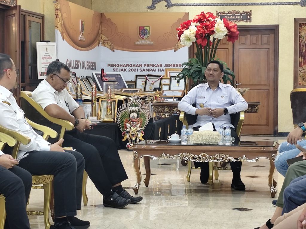 Sederet Langkah Pjs Bupati Jember Usai Sekda Hadi Sasmito Ditahan Polda Jatim
