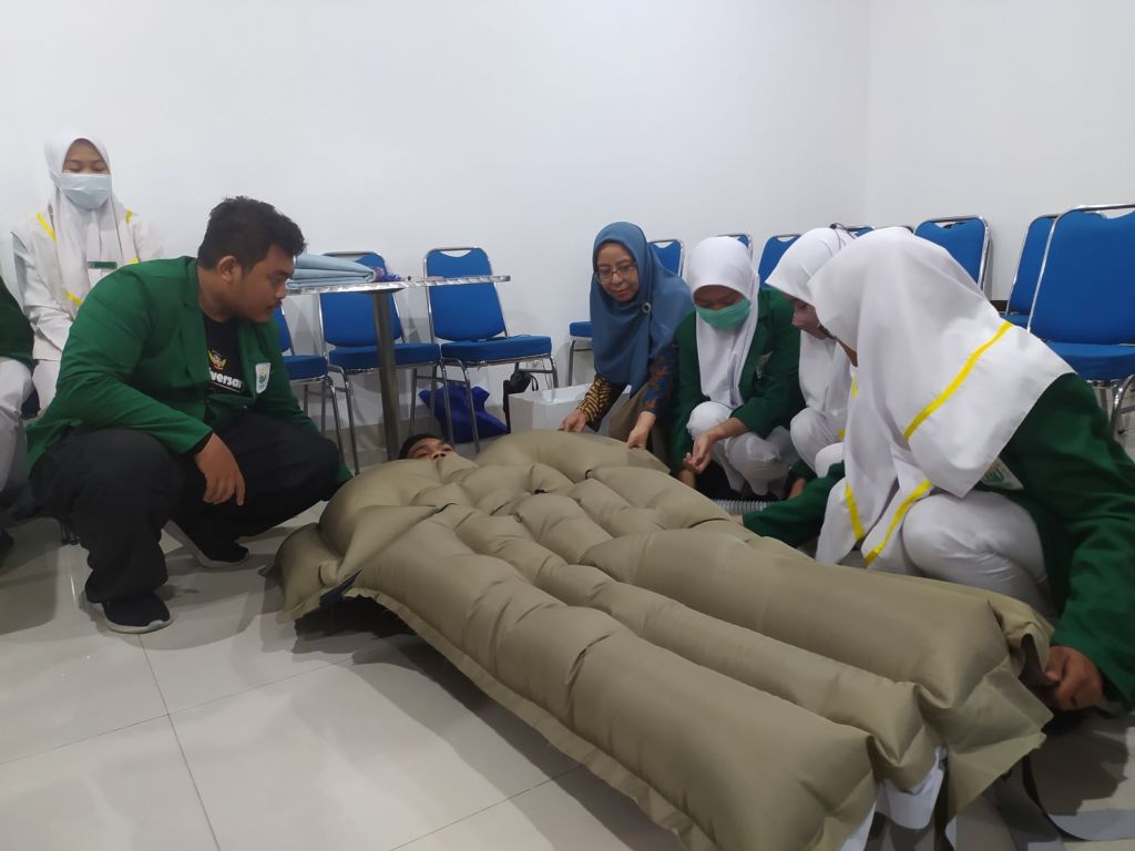 Mahasiswa Unusa Hadirkan Inovasi Heating Blanket hingga Polybag Limbah Kulit Jagung