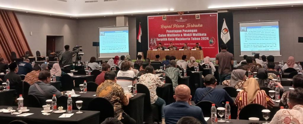 KPU Resmi Tetapkan Paslon 2 jadi Wali Kota dan Wakil Wali Kota Mojokerto Terpilih