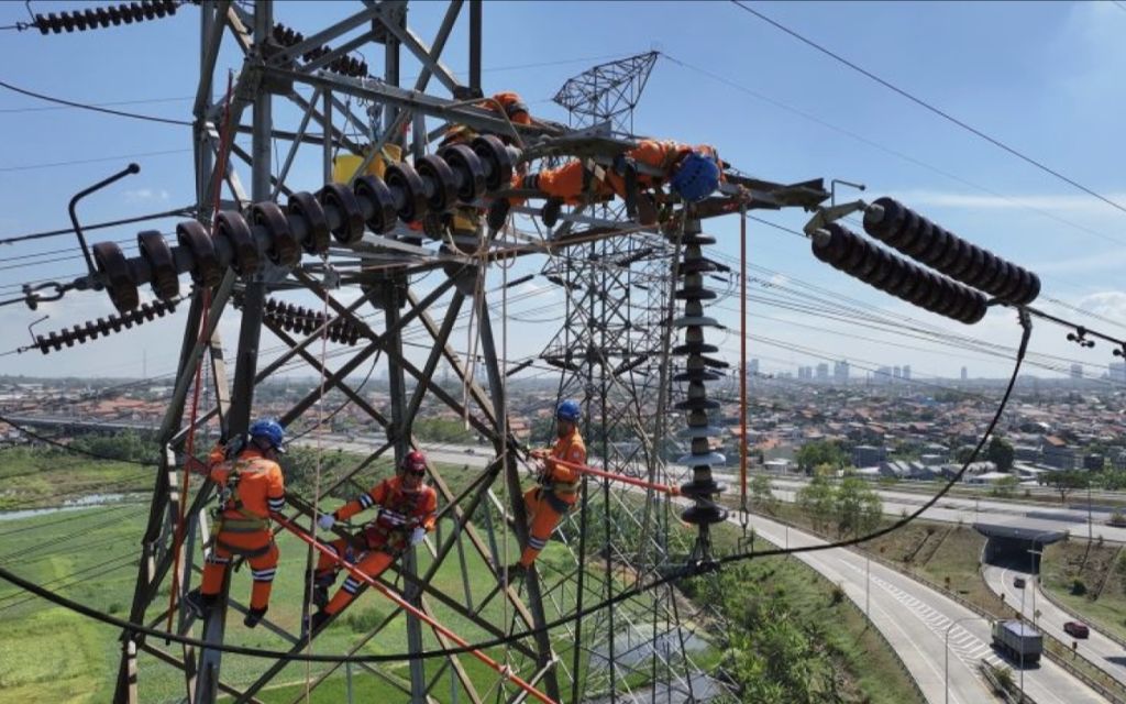 PLN UIT JBM Pastikan Pasokan Listrik untuk Event Piala AFF U-19 di Surabaya Aman