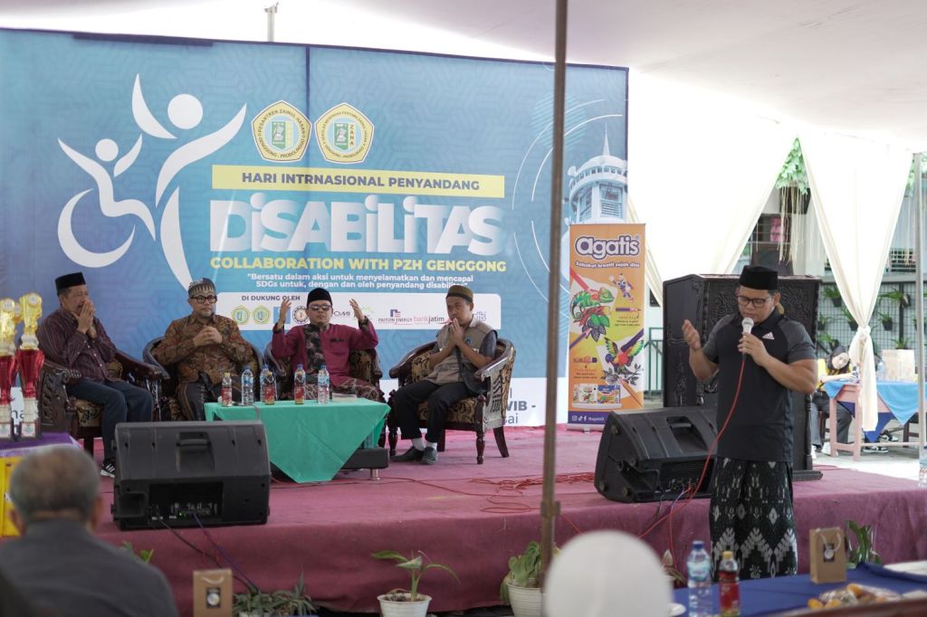 Warga Disabilitas di Probolinggo Ngobrol Hukum Fiqih Bersama Pengasuh Ponpes Genggong
