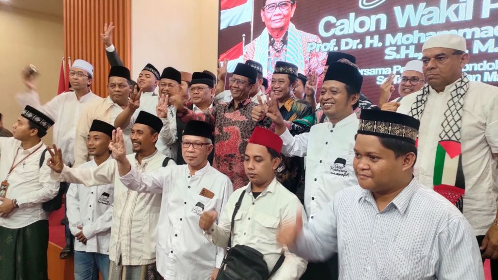 Silaturahmi ke Ponpes Nurul Jadid Probolinggo, Mahfud MD: Kembali ke Hati Nurani