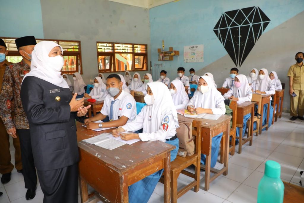 Hari Ini PPDB SMA dan SMK Negeri Se-Jatim Resmi Dimulai