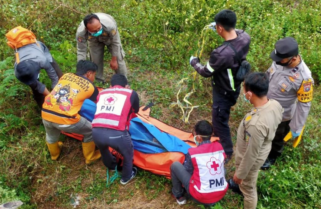 Kesaksian Tetangga Pria Berhelm Merah yang Ditemukan Tewas di Mojokerto