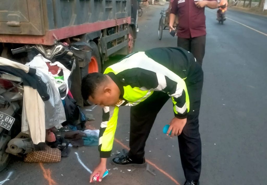 Pria asal Bali Meninggal depan Anaknya Usai Kecelakaan di Pasuruan