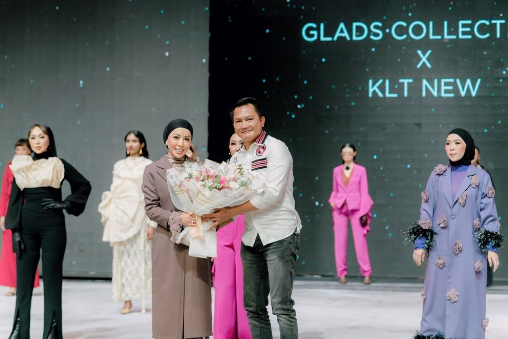 Surabaya Fashion Parade 2022 didukung oleh KLT NEW dan Glads Collection