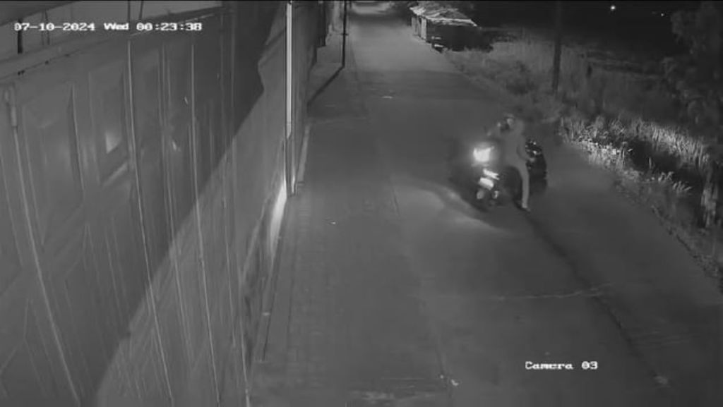 Terekam CCTV Buruh Pabrik di Mojokerto jadi Sasaran Begal Payudara
