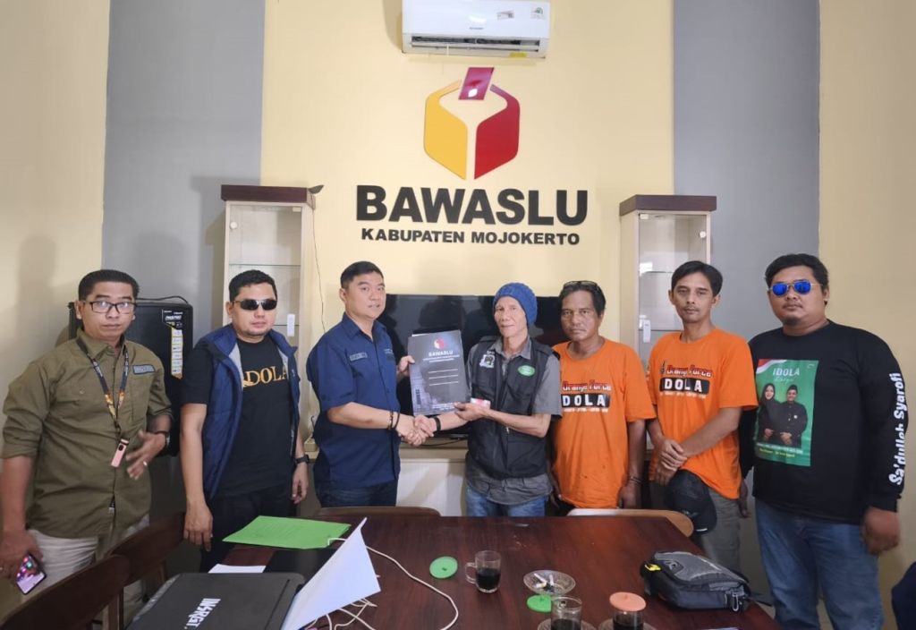 Ayah Gus Barra Dilaporkan ke Bawaslu Terkait Netralitas ASN di Pilkada Mojokerto 2024