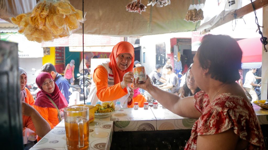 Kampanye di Pasar Tradisional, Reni Astuti Disambut Gembira Pemilih Perempuan