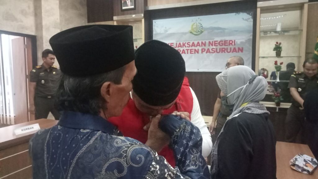 Kejari Pasuruan Bebaskan Tersangka Penadah Mobil Hasil Tipu Gelap