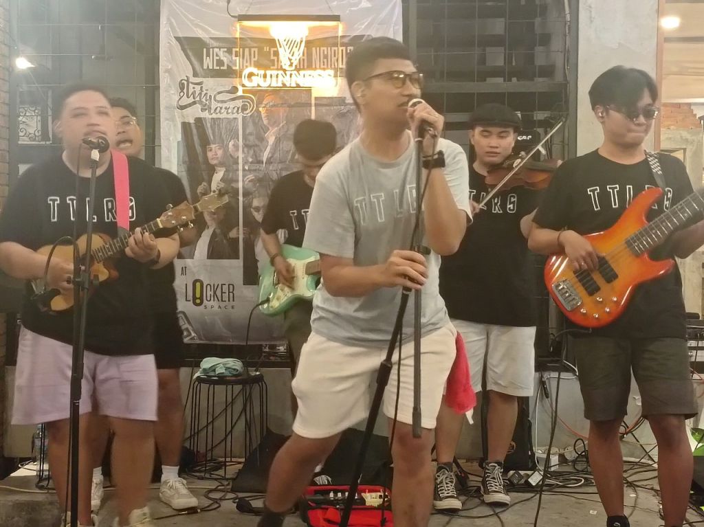 Band Semi Keroncong asli Surabaya Titi Laras Rilis Single ke Dua 'Salah Ngiro'