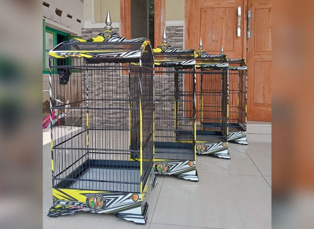 Berkah Ramadan, Perajin Sangkar Burung di Situbondo Kebanjiran Pesanan