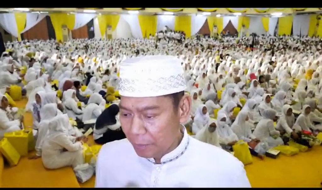 Doakan Adies Kadir Tetap Komitmen Suarakan Aspirasi Masyarakat, Ribuan Relawan Gelar Istigasah di Surabaya